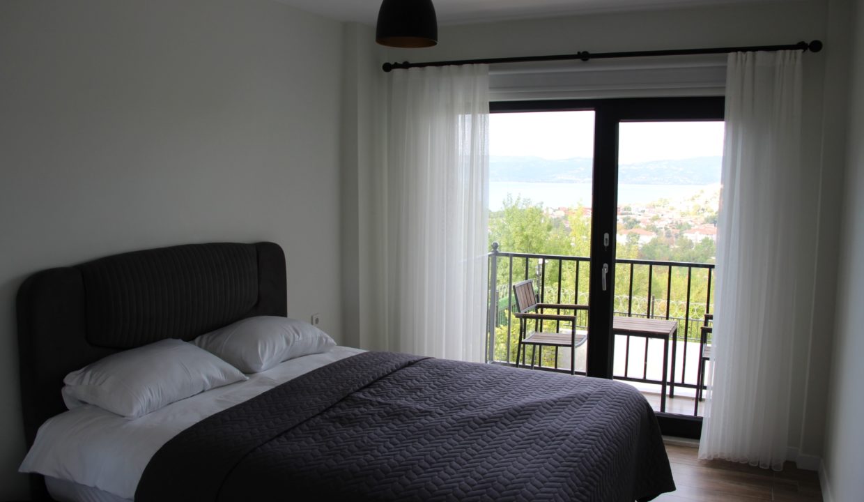 Saforest Villa Ardic First Floor Bedroom 01