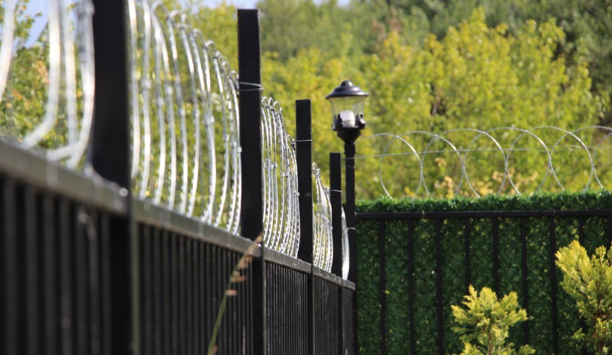 Saforest Villa Ardic Security Razor Wires on the Fences